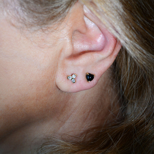 Onyx Heart Stud